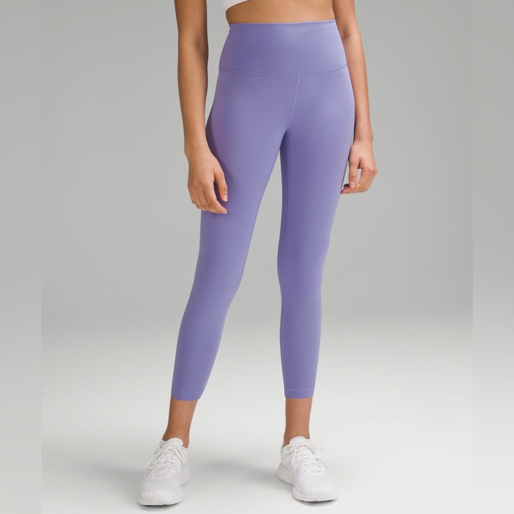Lululemon lilac leggings, size 8 with 22” inseam